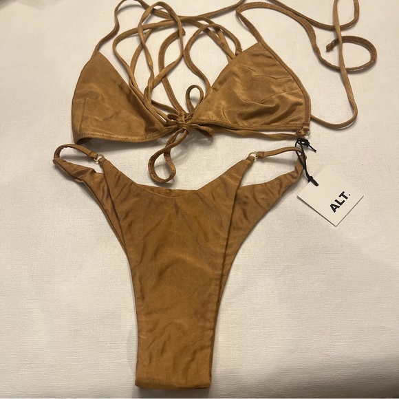 ALT GOLD BIKINI - Picture 1 of 2